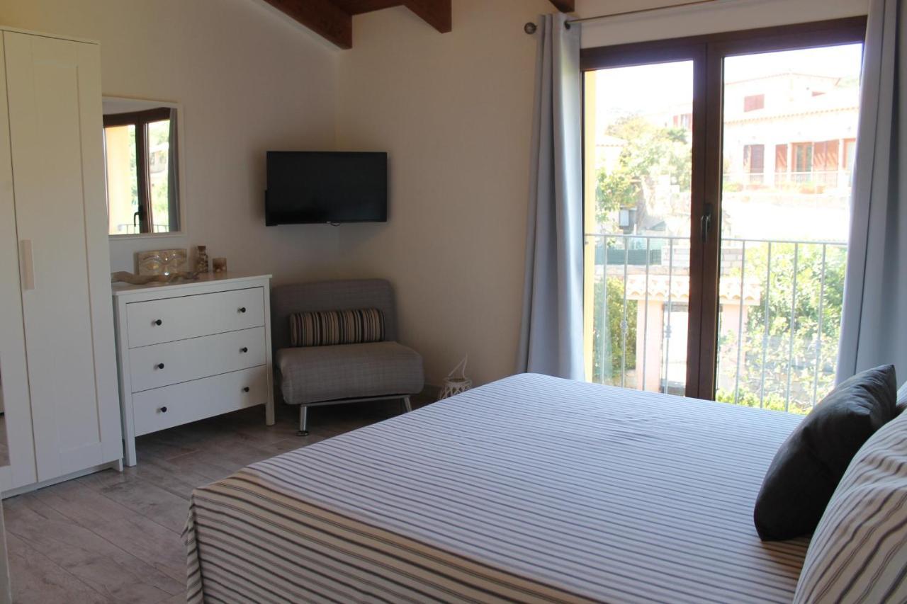 B&B U Punenti La Maddalena  Esterno foto