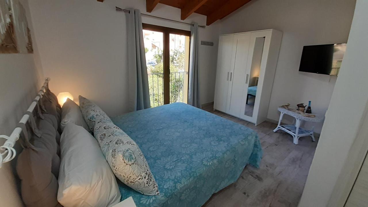 B&B U Punenti La Maddalena  Esterno foto